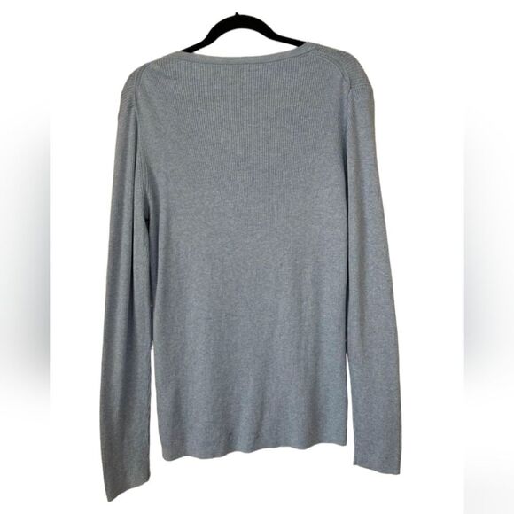 Banana Republic Women's Thin Ribbed Viscose Sweater - Picture 3 of 5